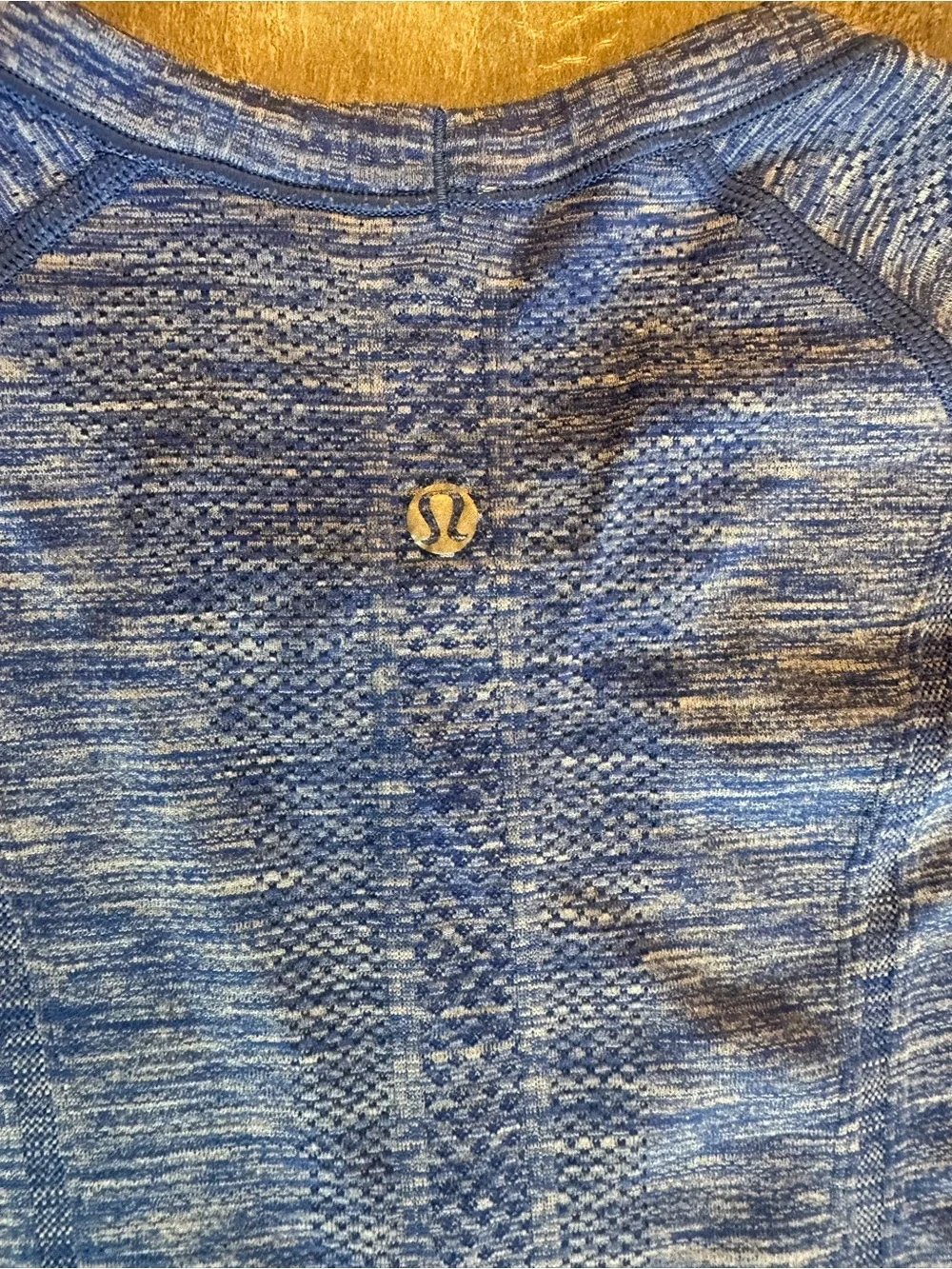 Lululemon Blue Heathered Long Sleeve Swiftly Size 2 EUC